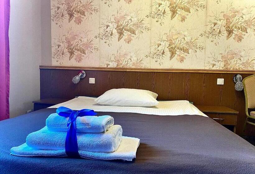 اتاق استاندارد یک نفره, Ik Wulpink Majdy Olsztyn