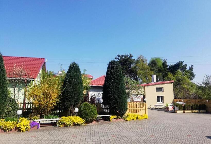 スタンダードシングルルーム, Noclegi I Restauracja Gracja