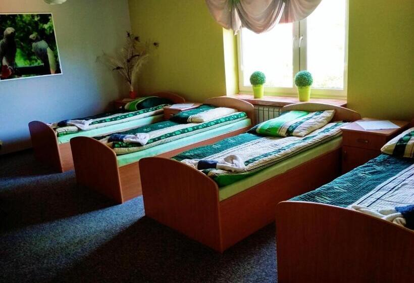 スタンダード4人部屋, Noclegi I Restauracja Gracja