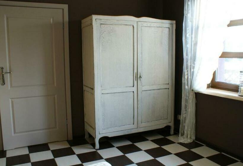 Номер Стандарт, Woda Na Młyn Gościniec Dla Przyjaciół 2 Sp Z Oo