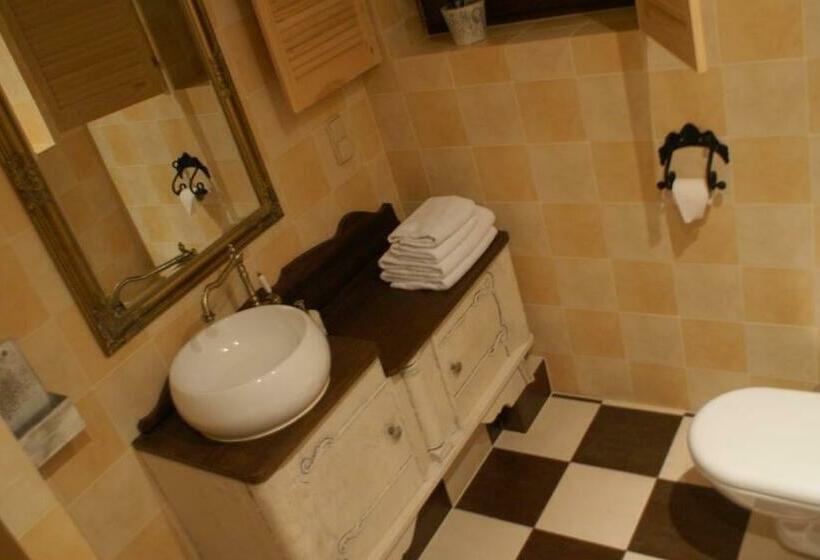 Номер Стандарт, Woda Na Młyn Gościniec Dla Przyjaciół 2 Sp Z Oo