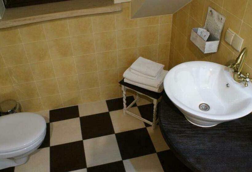 Номер Стандарт Трехместный, Woda Na Młyn Gościniec Dla Przyjaciół 2 Sp Z Oo