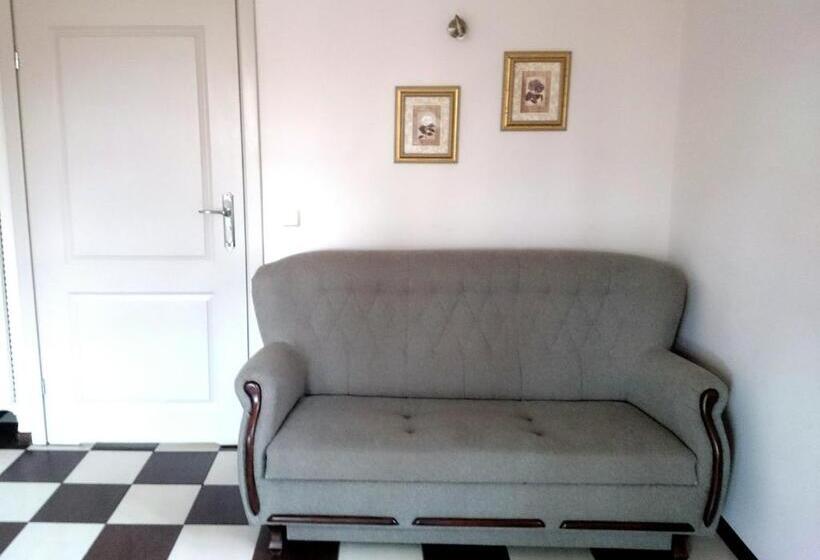 Номер Стандарт, Woda Na Młyn Gościniec Dla Przyjaciół 2 Sp Z Oo