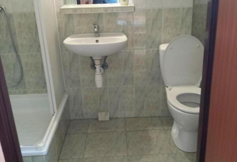 标准单人间, Zajazd Pasja