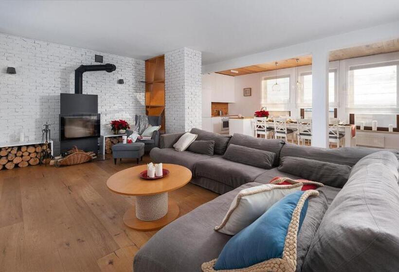 آپارتمان 3 خوابه, Apartamenty Paliki