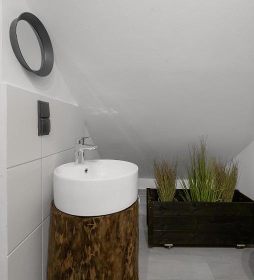 إستوديو قياسى, Aparthotel Narciarska 2
