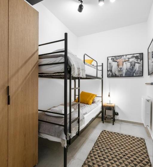 شقة غرفتين, Aparthotel Narciarska 2