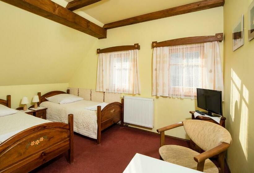 Номер Стандарт, Chata Cyborga