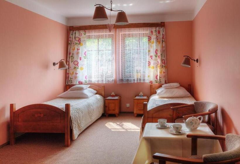 Номер Премиум, Chata Cyborga