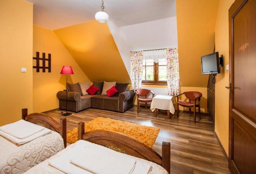 Номер Премиум, Chata Cyborga