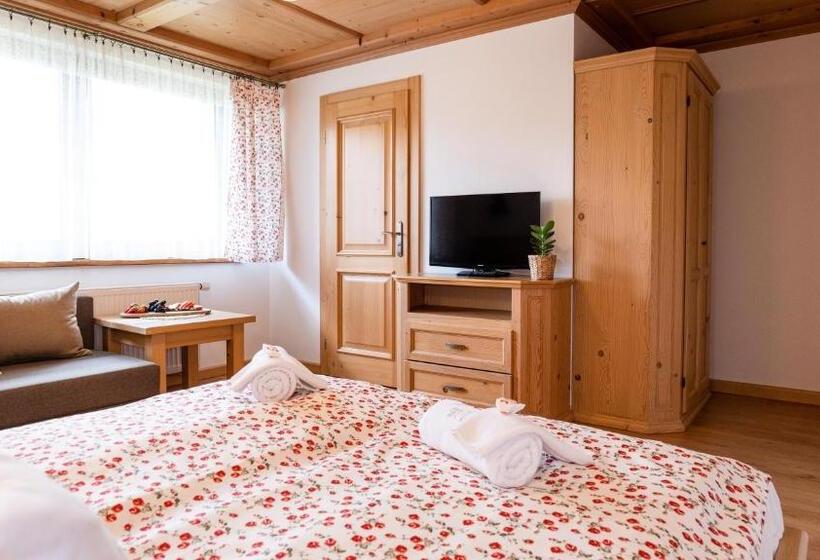 اتاق استاندارد, Willa Jak U Babci