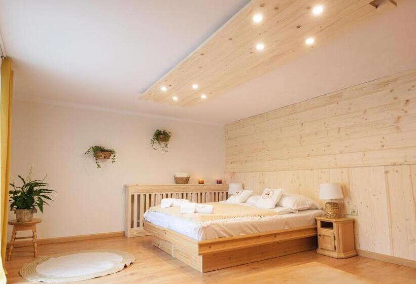 آپارتمان 1 خوابه, Willa Jak U Babci