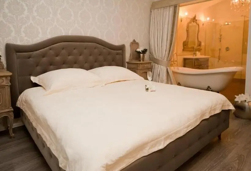 Deluxe-huone Parveke, Dworek Bukowy Park