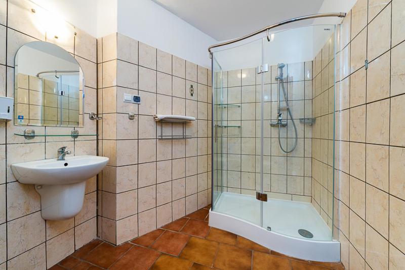 스탠다드 룸, Dworek Staropolski