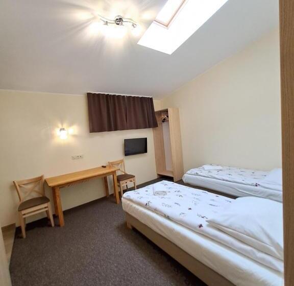 스탠다드 룸, Dworek Staropolski