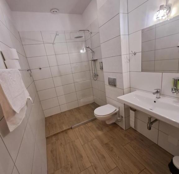 침실 2개 아파트, Dworek Staropolski