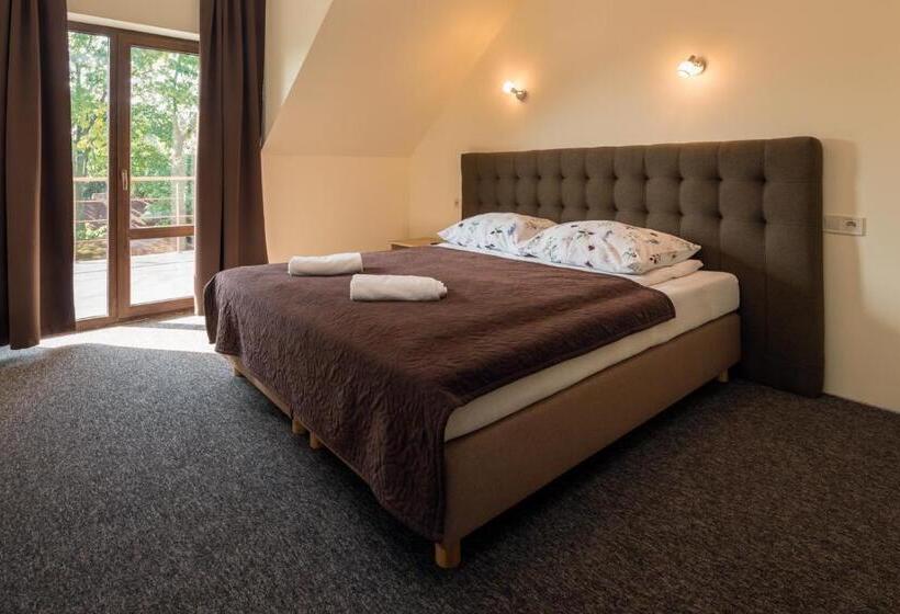 스탠다드 발코니 룸, Dworek Staropolski