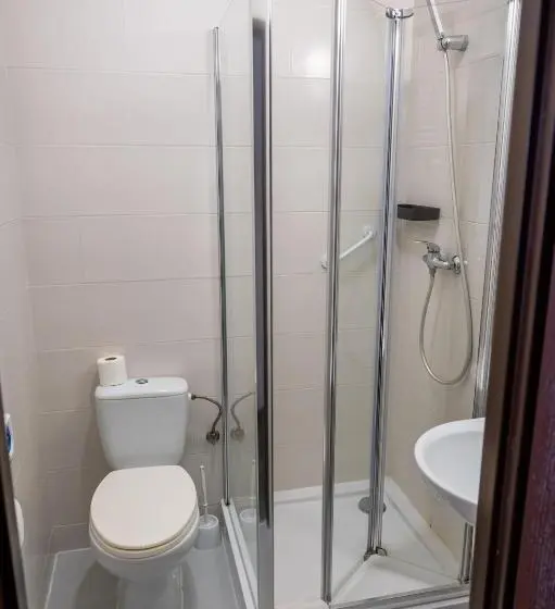 Standard Yhden Hengen Huone, Duet
