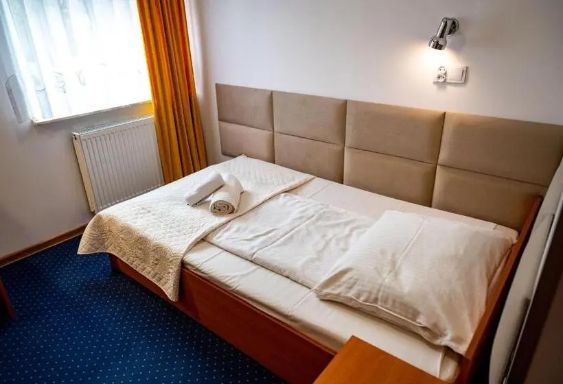 Standard Yhden Hengen Huone, Duet