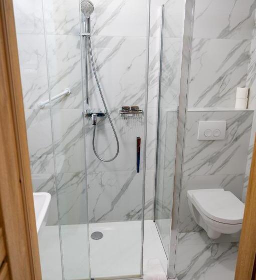 スタンダードトリプルルーム, Duet