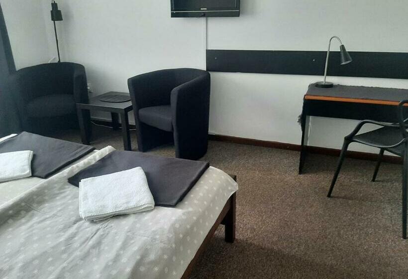 스탠다드 룸 킹사이즈 침대, Olimpijski