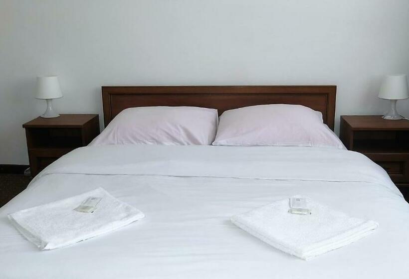 스탠다드 룸 킹사이즈 침대, Olimpijski