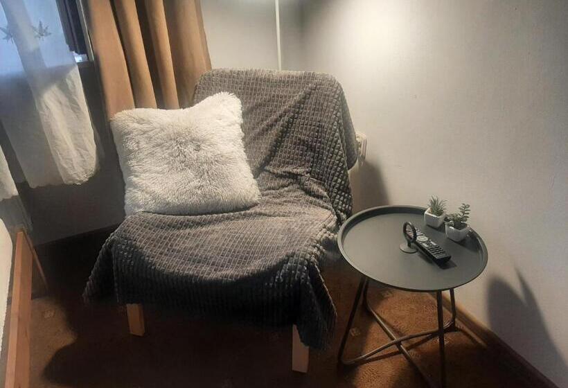 חדר קומפורט לשלושה, Olimpijski