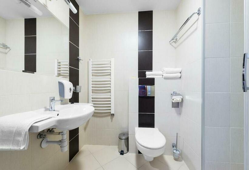 标准间, Olivia Medical Spa