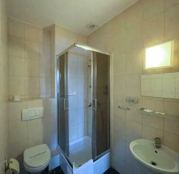 Standard-huone, Sens
