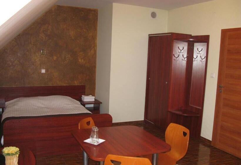 חדר סטנדרט לשלושה, Motel Górno