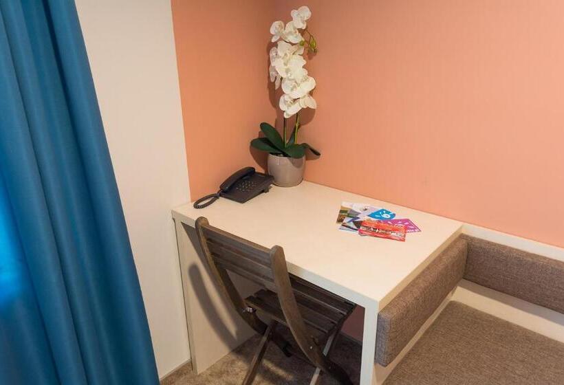 غرفة قياسية, Motel S5