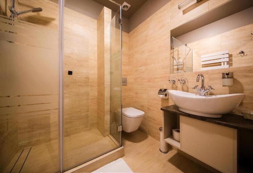 Quarto Standard com Terraço, B&m Guesthouse