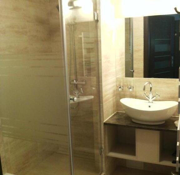 스탠다드 트리플 룸, B&m Guesthouse