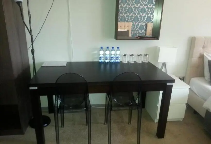 スタンダード４人部屋, B&m Guesthouse