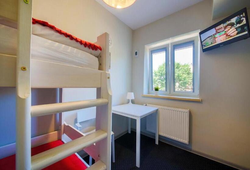 스탠다드 룸 2층 침대, B&m Guesthouse