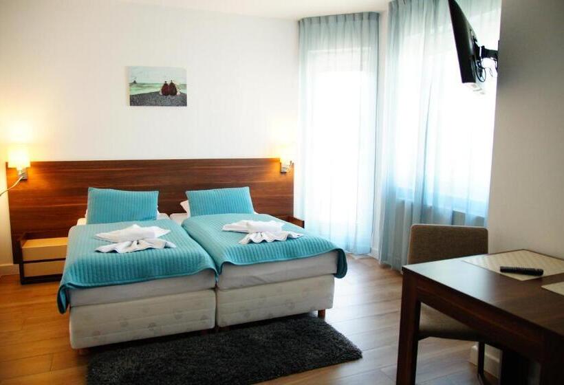 带阳台的豪华间, Marisol