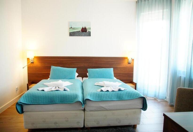 带阳台的豪华间, Marisol