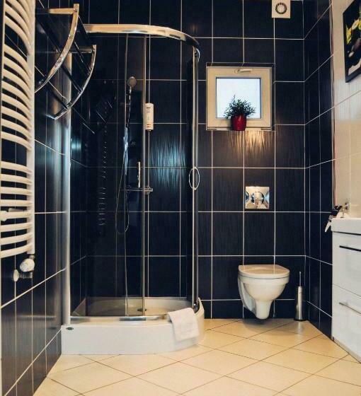 标准间, Pyszna Stajenka