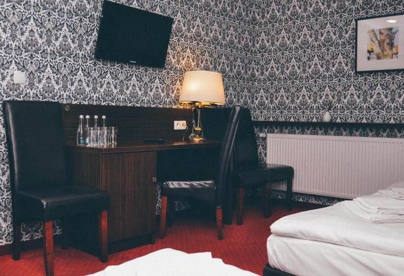 四人标准间, Pyszna Stajenka