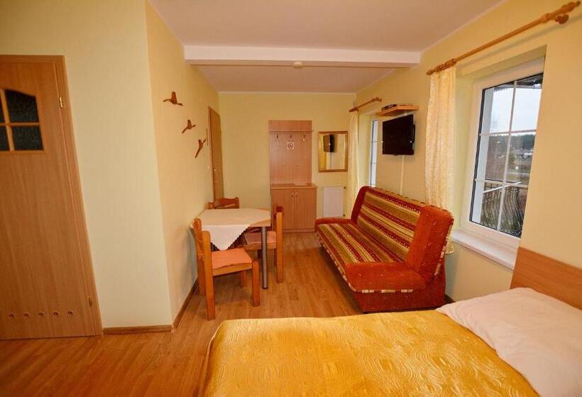 Трехместный Номер Стандарт с Балконом, Villa Antoja