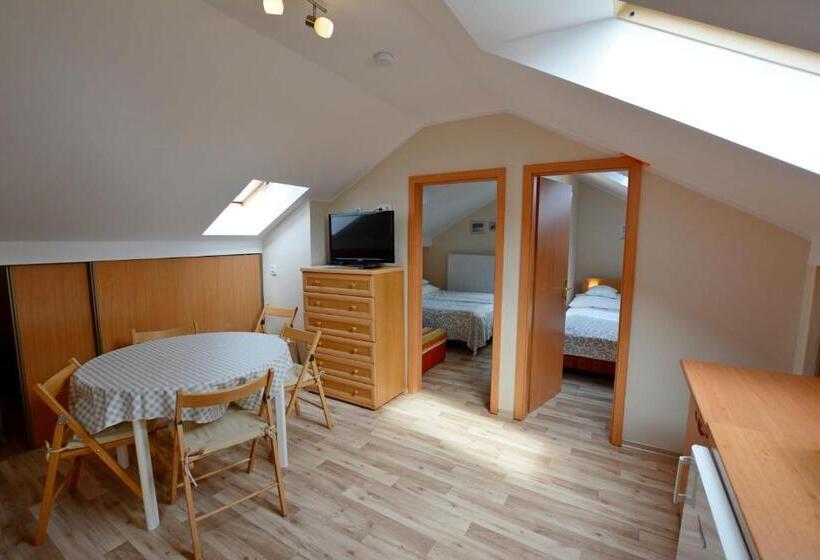 Семейное Студио, Villa Antoja