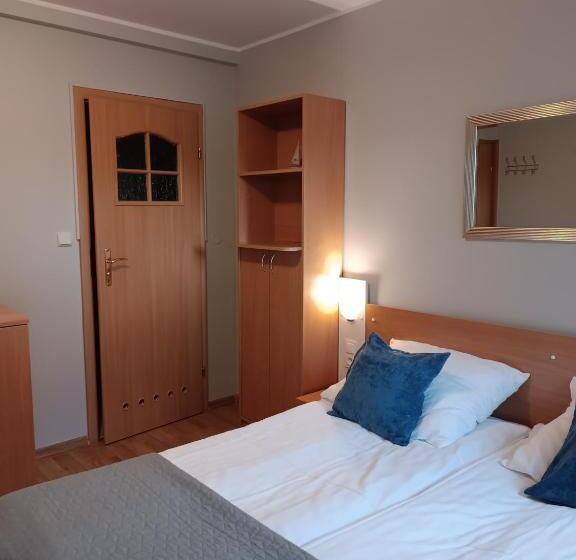 Номер Стандарт с Балконом, Villa Antoja