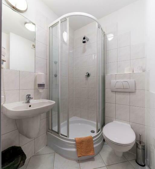 标准间, Pensjonat Carmen