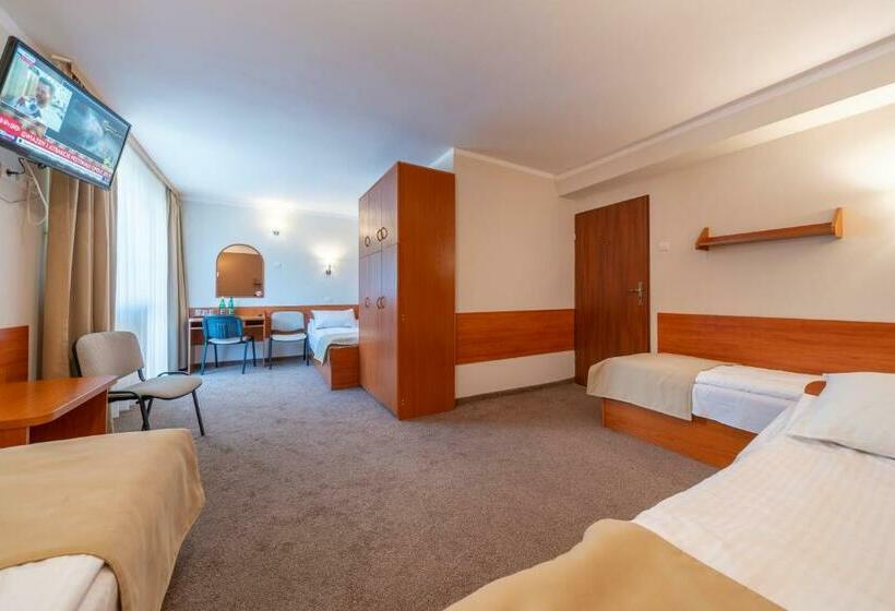 四人标准间, Pensjonat Carmen