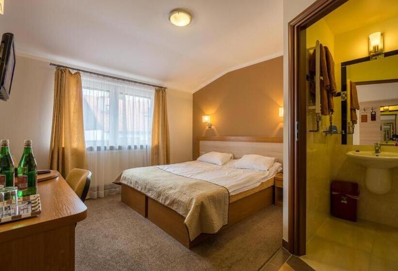 高级客房, Pensjonat Carmen