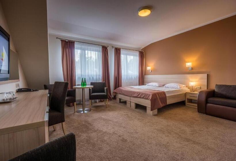 四人标准间, Pensjonat Carmen