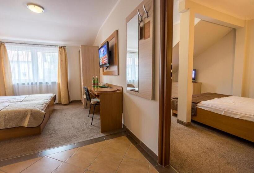 四人标准间, Pensjonat Carmen