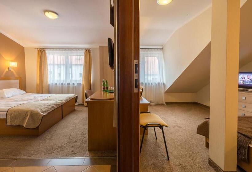 四人标准间, Pensjonat Carmen