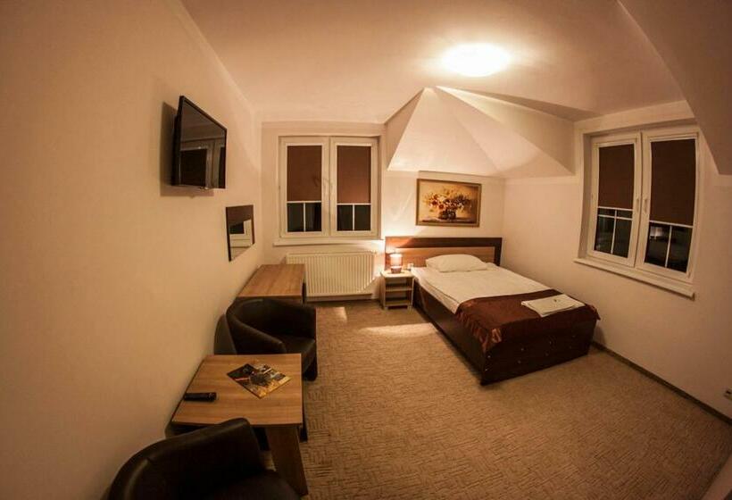 اتاق استاندارد یک نفره, Pensjonat I Klub Jeździecki Michelin