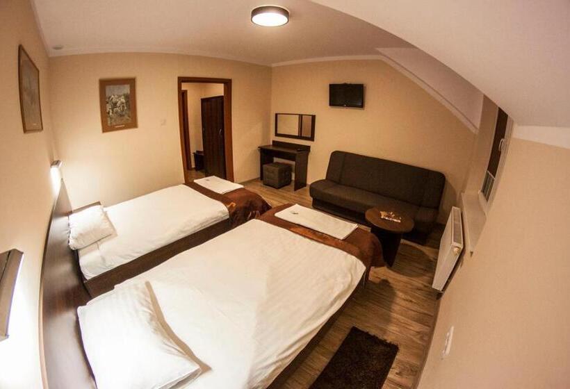 اتاق استاندارد سه نفره, Pensjonat I Klub Jeździecki Michelin